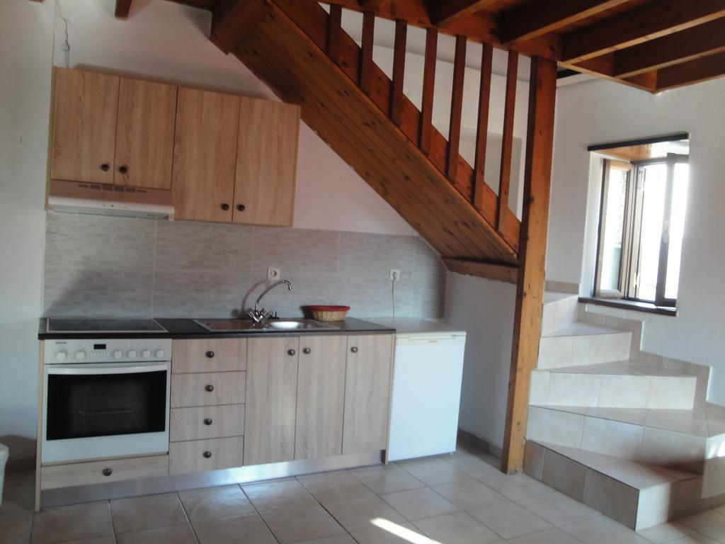 Villa Chrysodimi Chalki Town Стая снимка