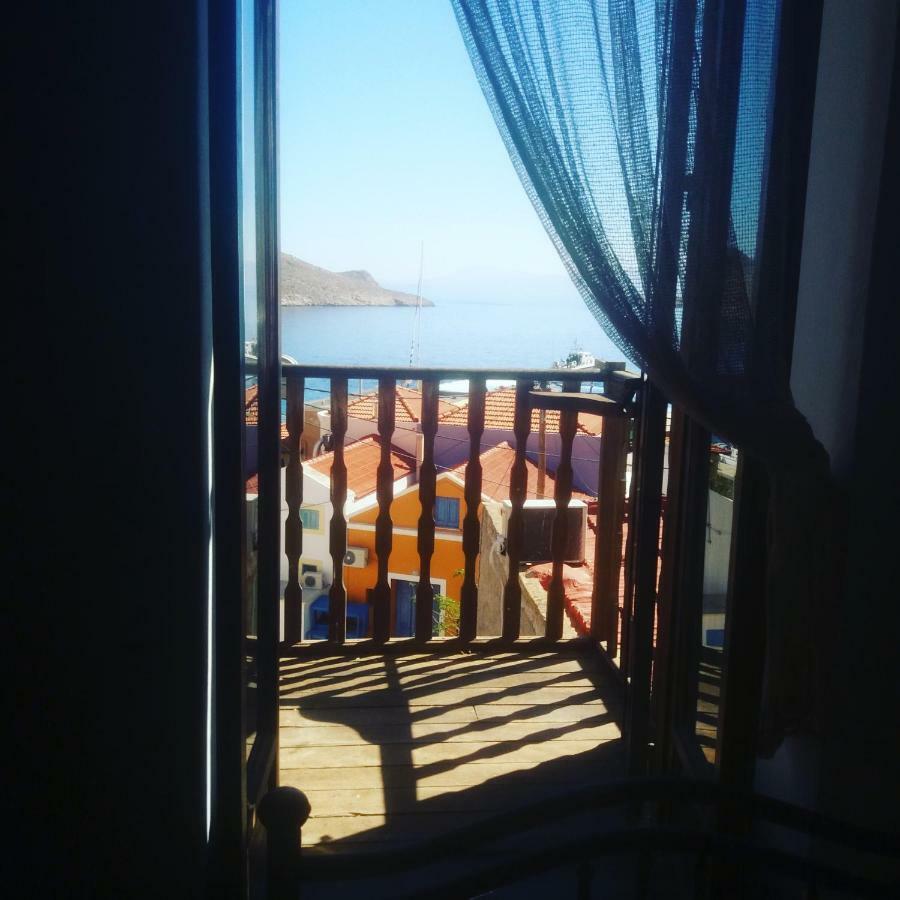 Villa Chrysodimi Chalki Town Екстериор снимка