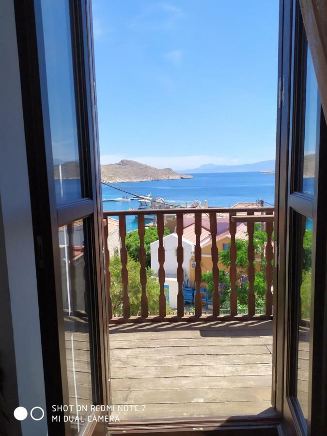 Villa Chrysodimi Chalki Town Екстериор снимка