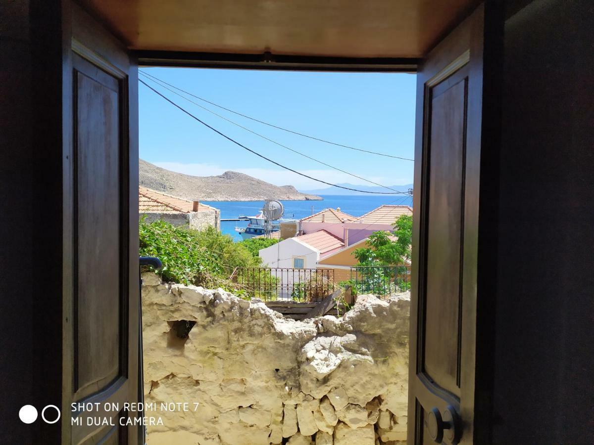 Villa Chrysodimi Chalki Town Екстериор снимка