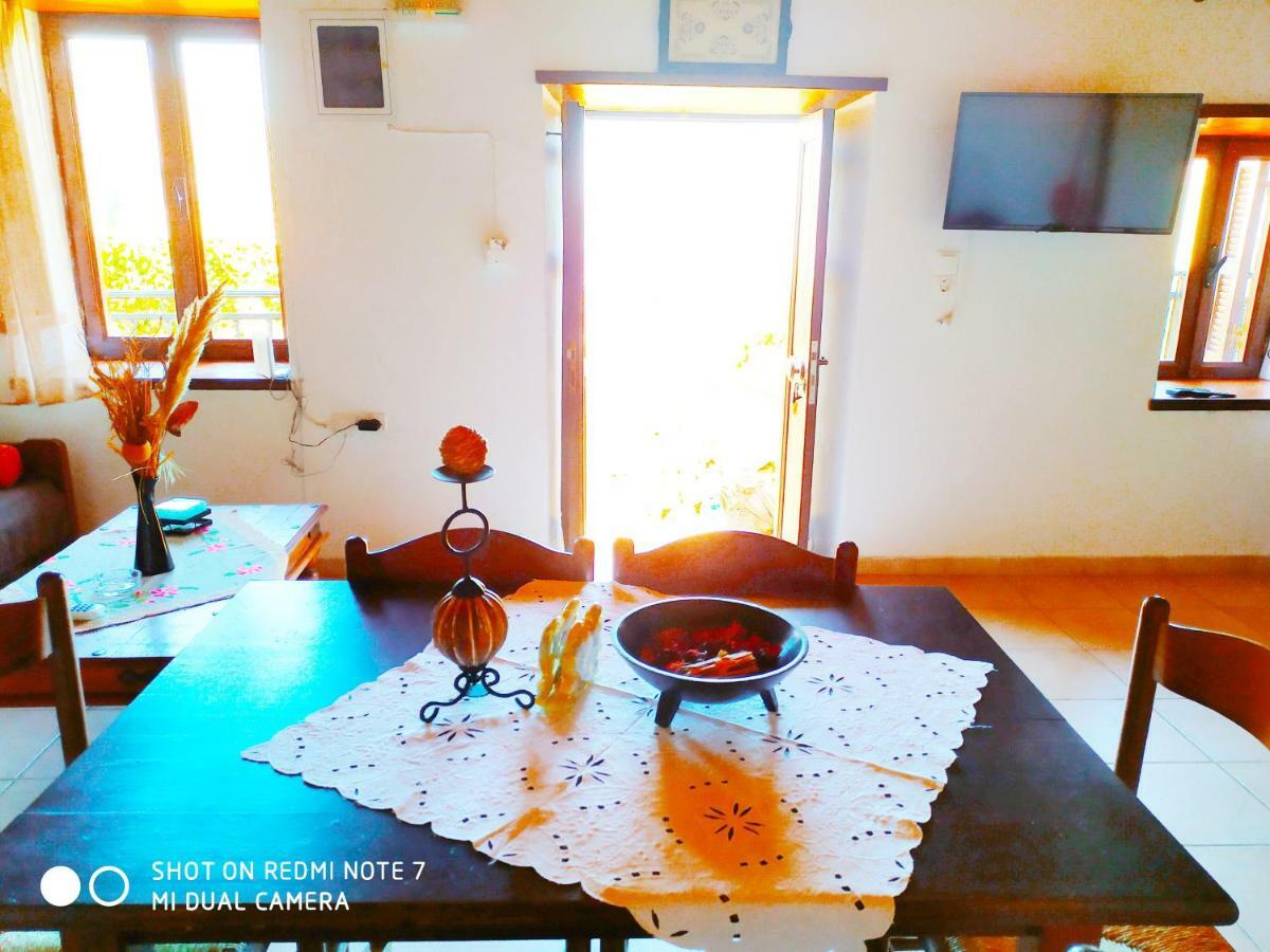 Villa Chrysodimi Chalki Town Екстериор снимка