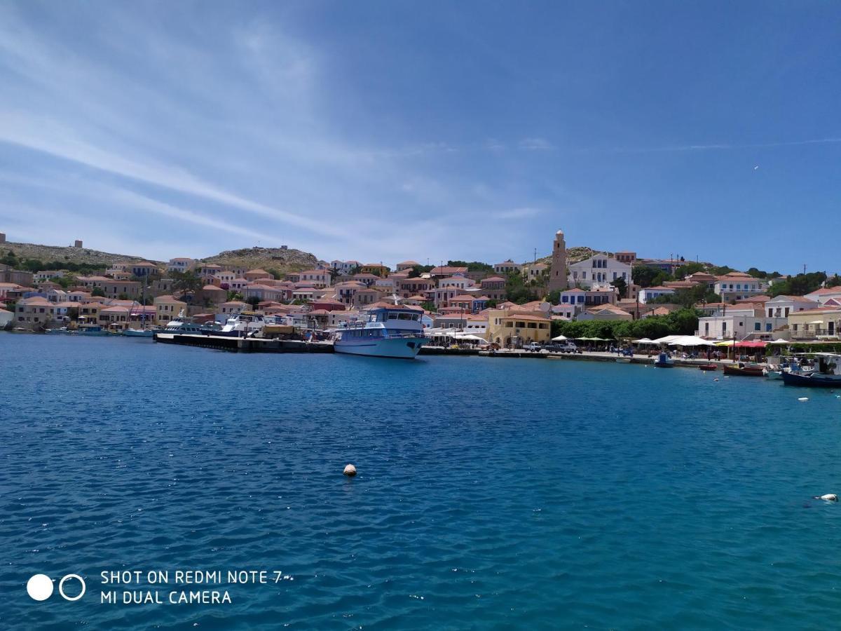 Villa Chrysodimi Chalki Town Екстериор снимка